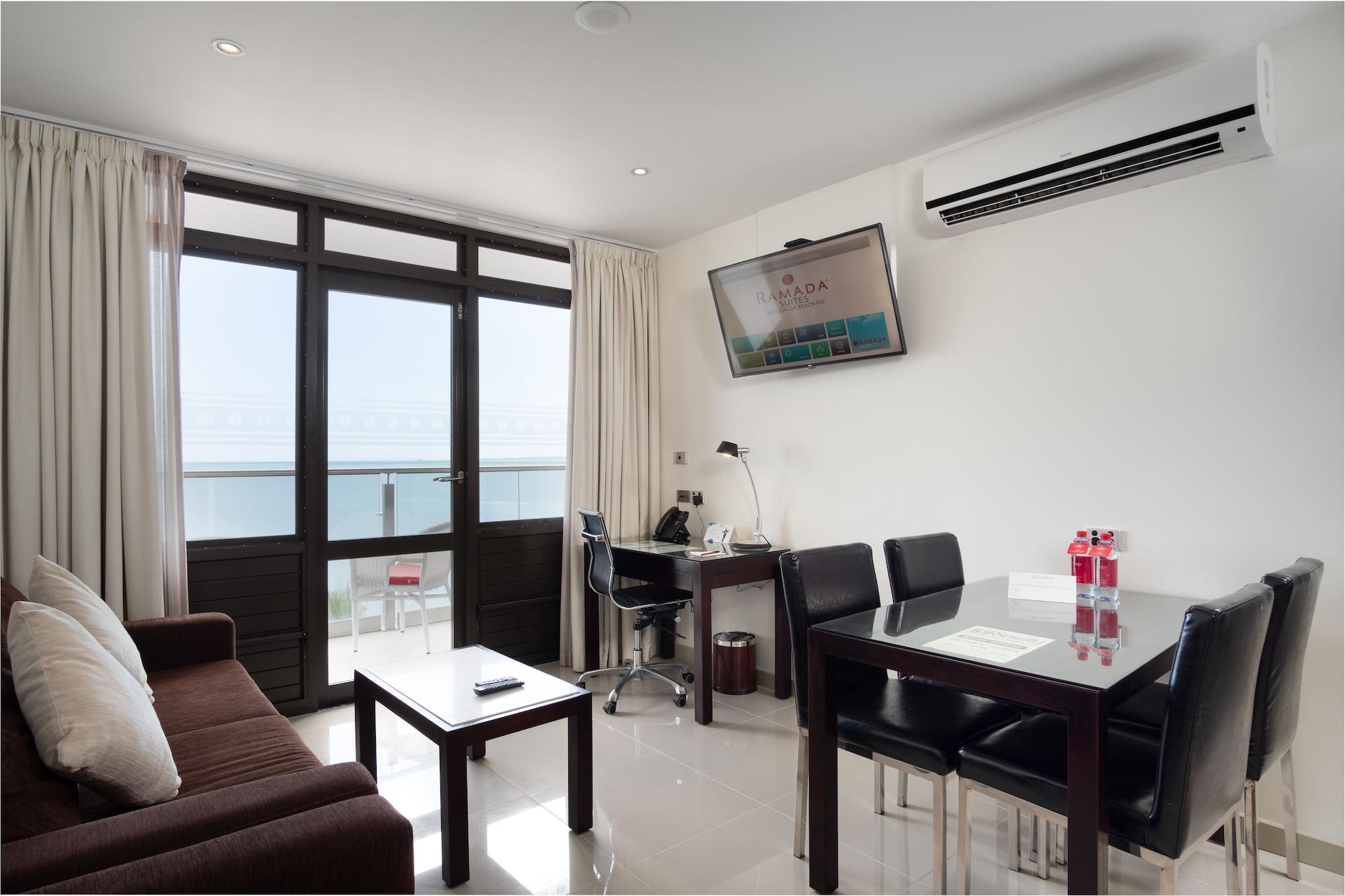 Ramada Suites By Wyndham Wailoaloa Beach Fiji Nadi Esterno foto