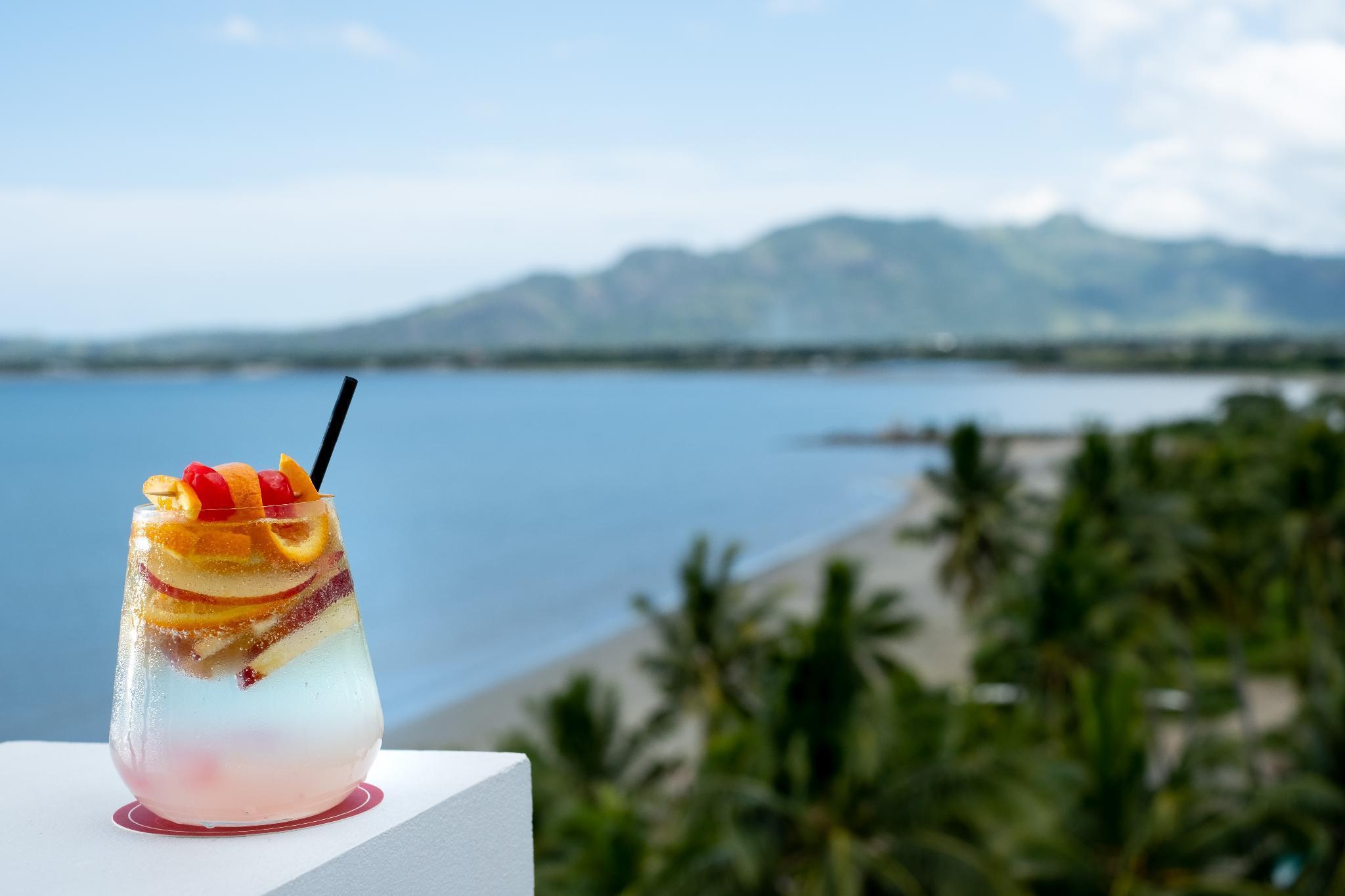 Ramada Suites By Wyndham Wailoaloa Beach Fiji Nadi Esterno foto